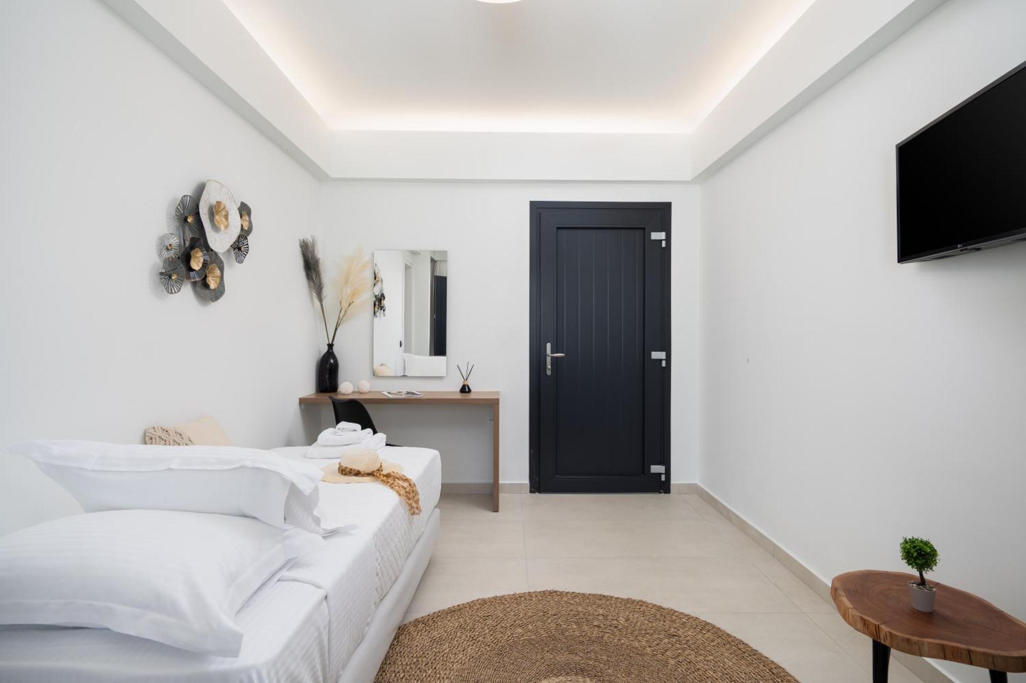 Cuore Santo Suites Fira  Exteriör bild