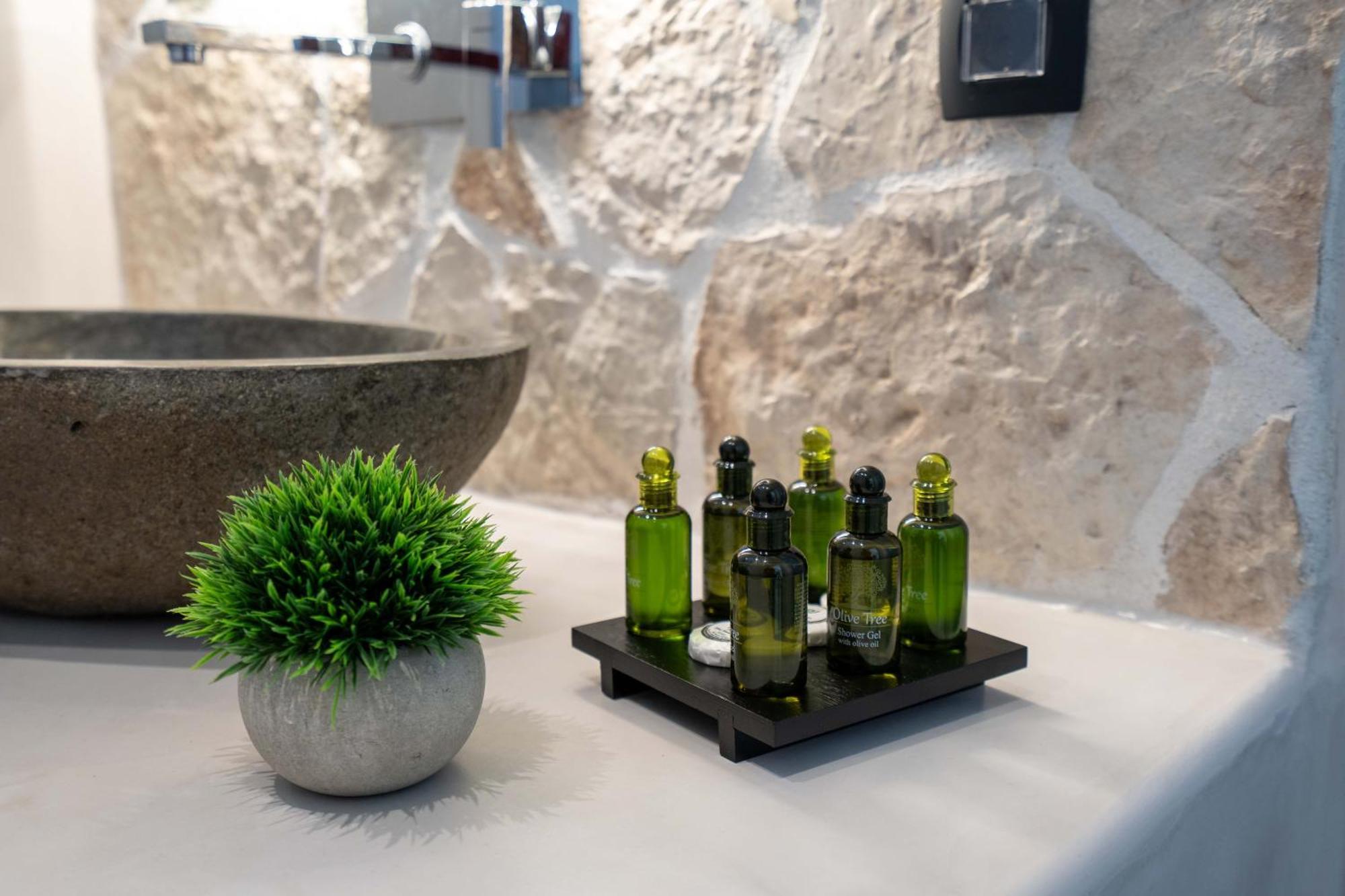 Cuore Santo Suites Fira  Exteriör bild