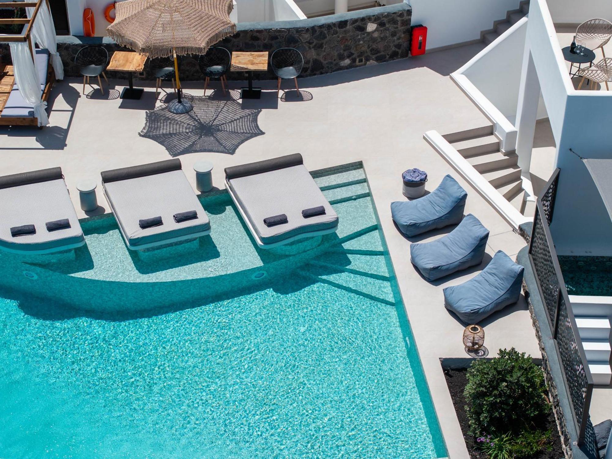 Cuore Santo Suites Fira  Exteriör bild